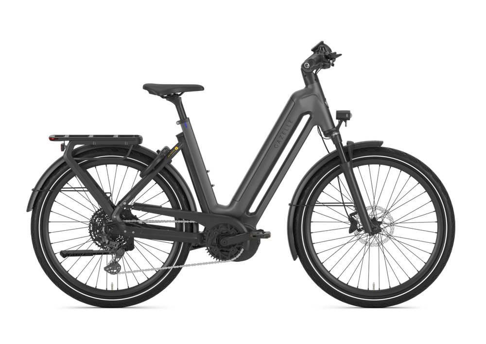 Elcykel Gazelle Eclipse T11 HMB i anthracite grey, set fra siden, med fokus på den elegante ramme, komfortable sæde og integrerede lys.