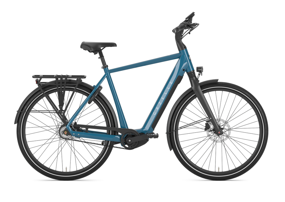 Gazelle Chamonix C5 Herre Ink Blue 2025 cykel i blå farve, set fra siden med elegant stel og komfortabelt sæde.