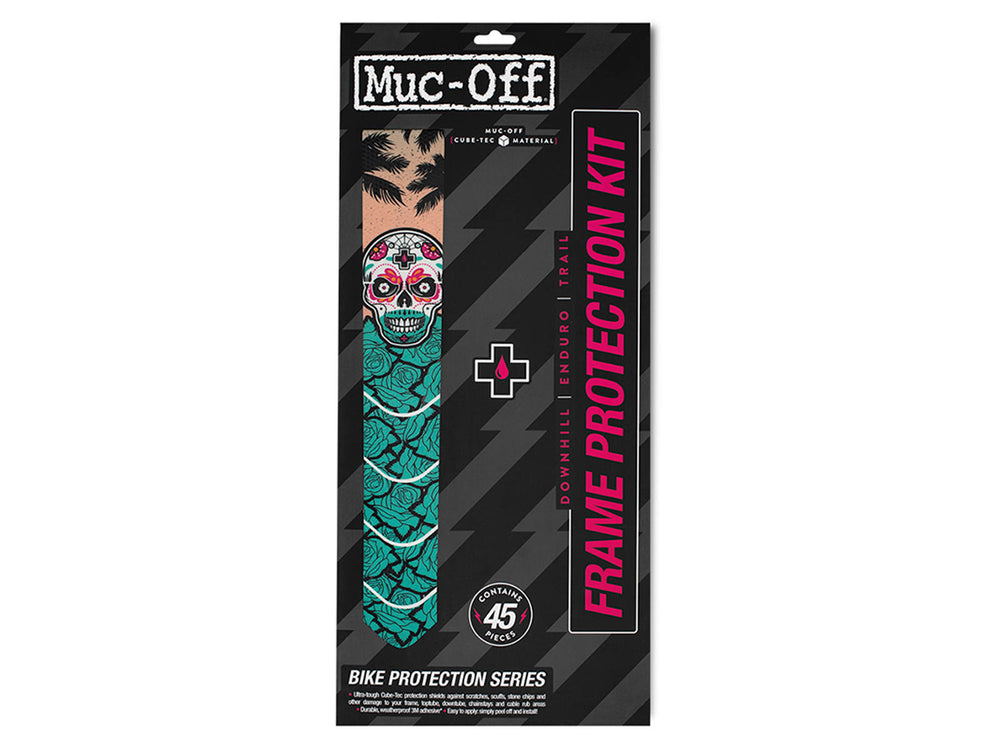 Mucoff DH/ENDURO/TRAIL kit med rengøringsprodukter til cykler, inklusiv flasker og børster, præsenteret på en hvid baggrund.