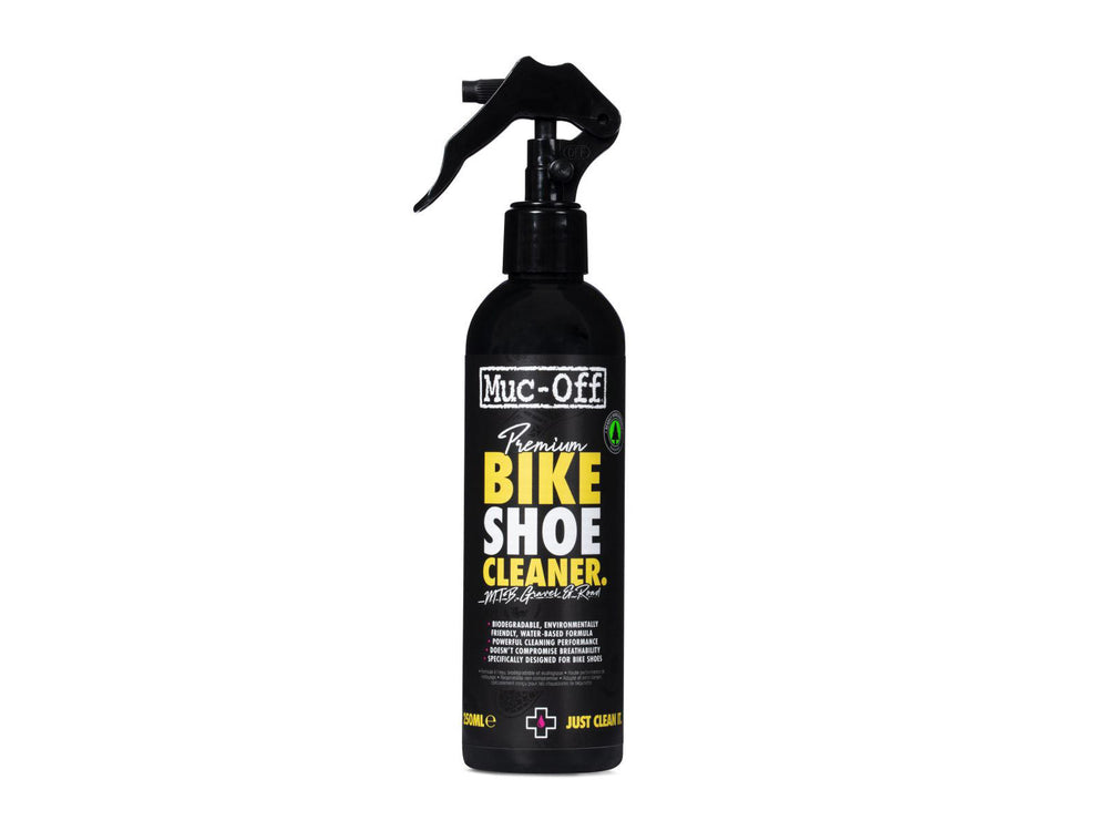 Mucoff Premium Bike Shoe Cleaner i en sprayflaske, designet til effektivt at rengøre cykelsko.