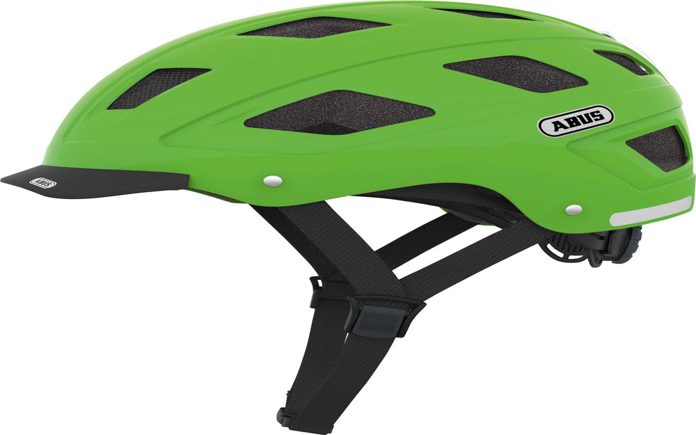 Cykelhjelm Abus Hyban i grøn farve, designet til sikkerhed og komfort, med ventilationsåbninger og justerbar pasform.