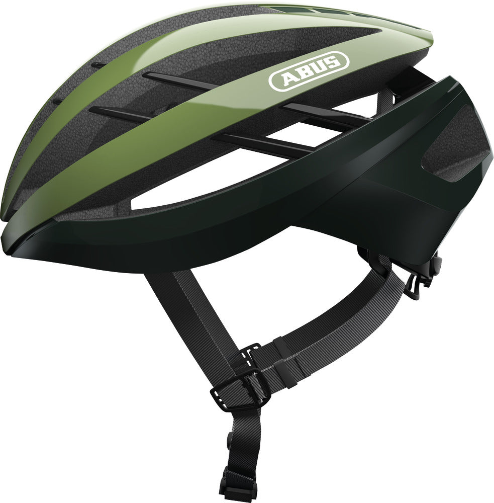 Cykelhjelm Abus Aventor i farven Opal Green set fra siden, der viser det aerodynamiske design og ventilationsåbninger.
