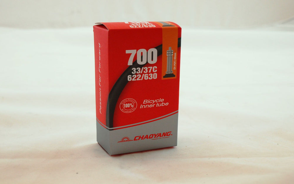 Chaoyang Slange 700x33/37C Dunlop 40mm – billede af en cykelslange med grå og sort farve, der viser detaljerne i produktet.