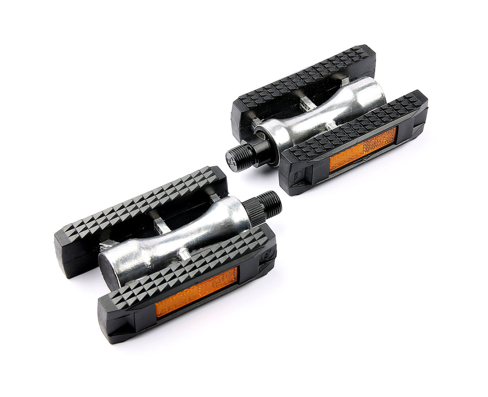 Bikepartner pedal (sort) af aluminium og PVC. Med kuglelejer og Boron stålaksel. Til 9/16" gevind
