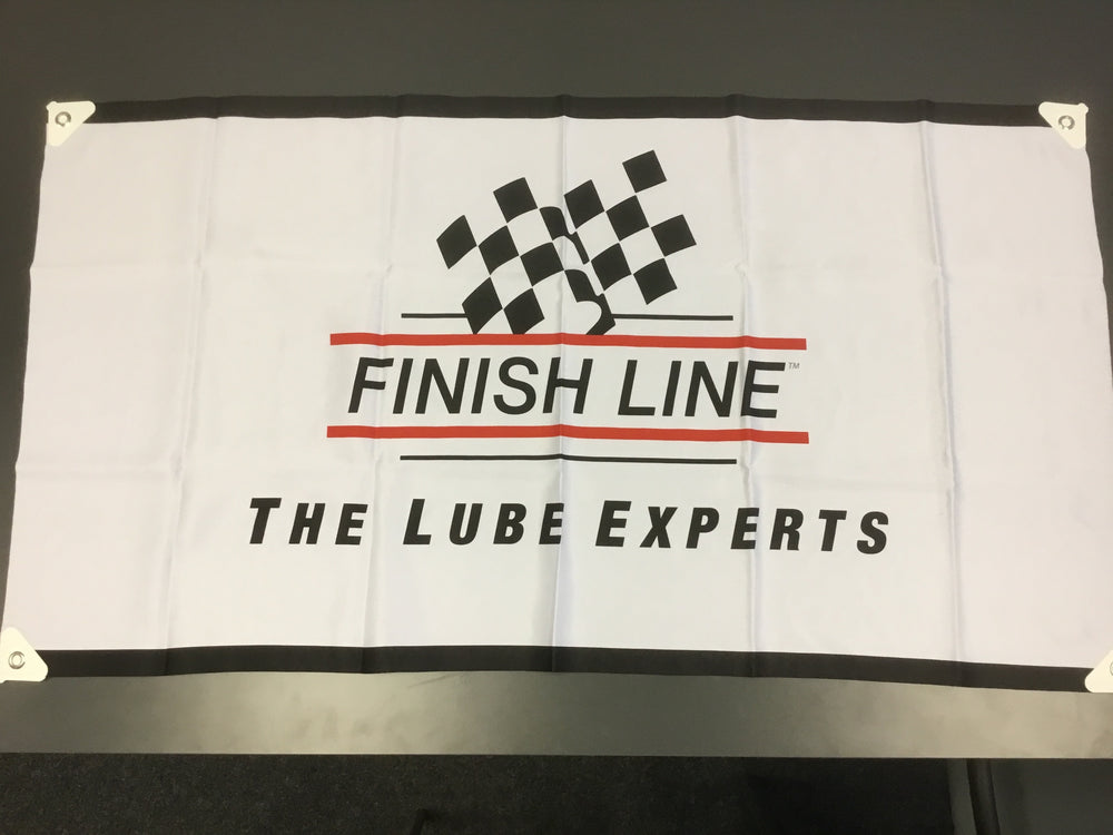 Finish Line banner hvid med sort logo 595mm x 1110mm