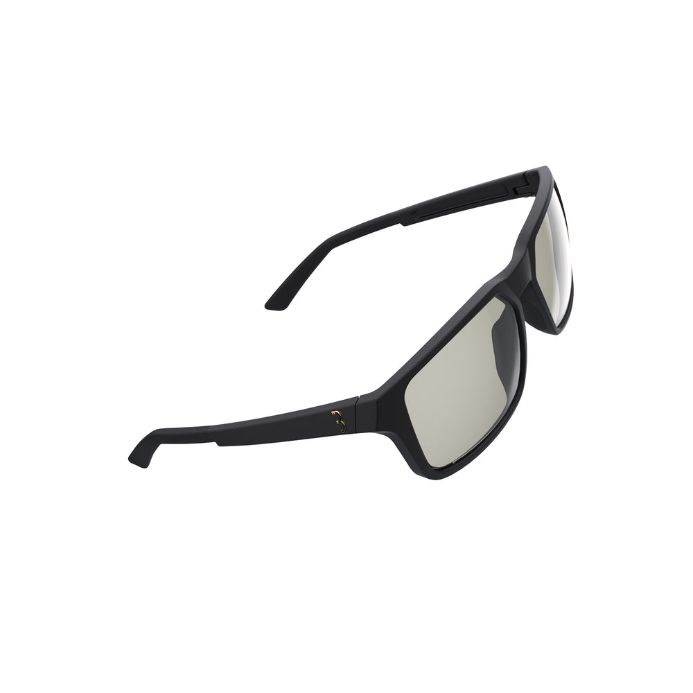 BBB Spectre PH sportsbrille i uknuselig grilamid. Matsort full frame stel med PH linse (85-17 % lystransmission). Leveres i brilleetui. Vægt 28 g