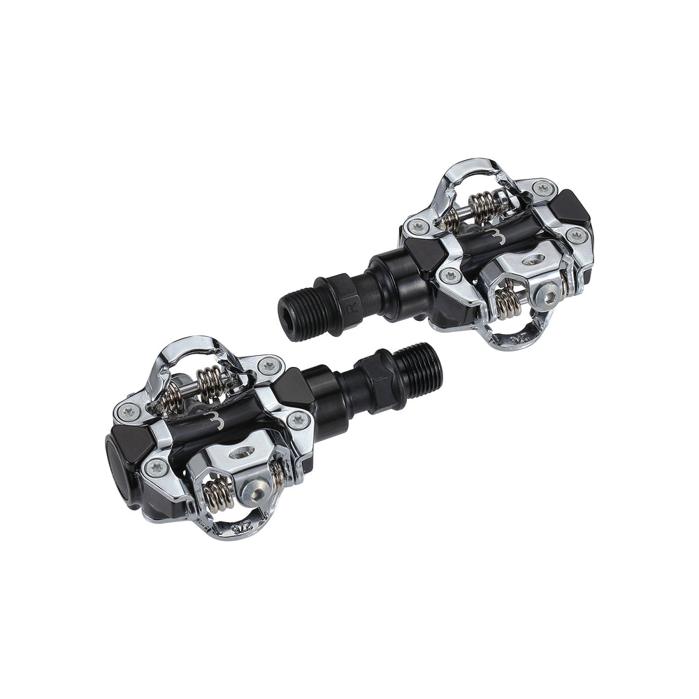 BBB TouchMount MTB pedalsæt 9/16 inkl. klamper. Justerbar spænding, kraftig aluminiums krop & ekstra holdbare kuglelejer. Vægt: 407 g.
