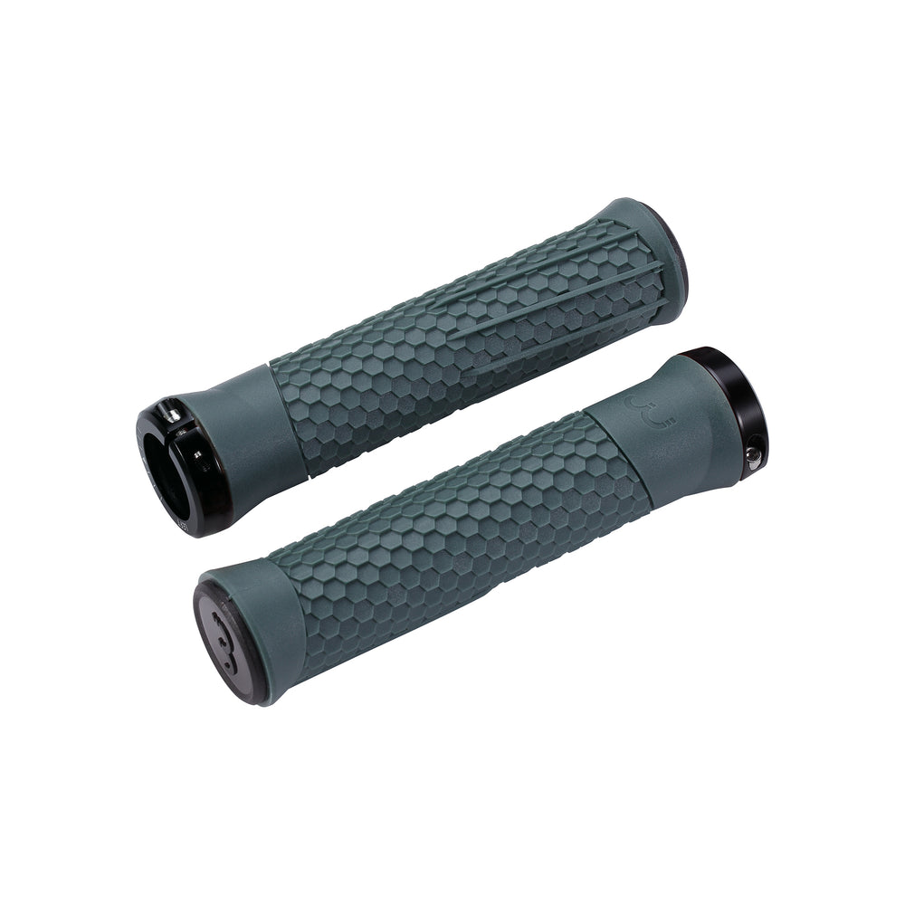 BBB Python håndtagssæt (teal - blue/green)) Håndtagene er 142 mm lange og monteres med skrue. Overflade med hexagon-mønster sikre optimalt greb.
