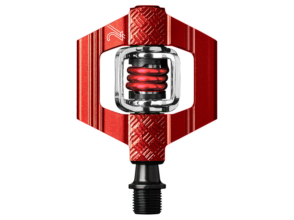 Billedet viser Crankbrothers Candy 2 pedaler i sort og sølv, designet til mountainbikes, med en letvægts konstruktion og platform for bedre fodfæste.