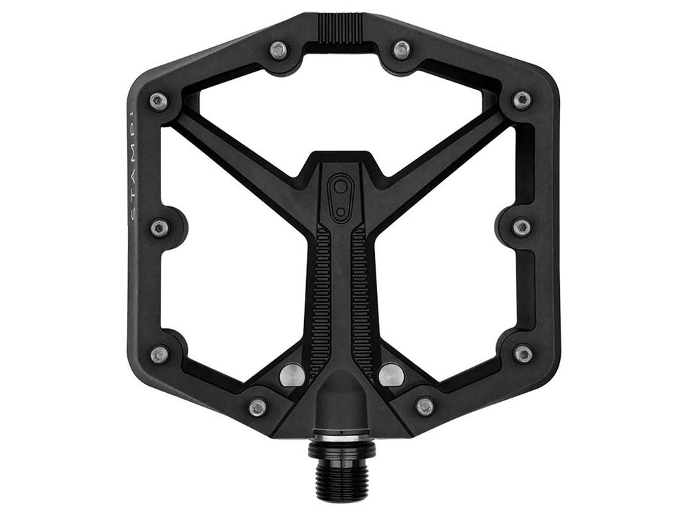 Billede af Crankbrothers Stamp 1 Large Gen. 2 cykelpedaler i sort med en bred platform og et slankt design, ideelle til mountainbiking og off-road kørsel.