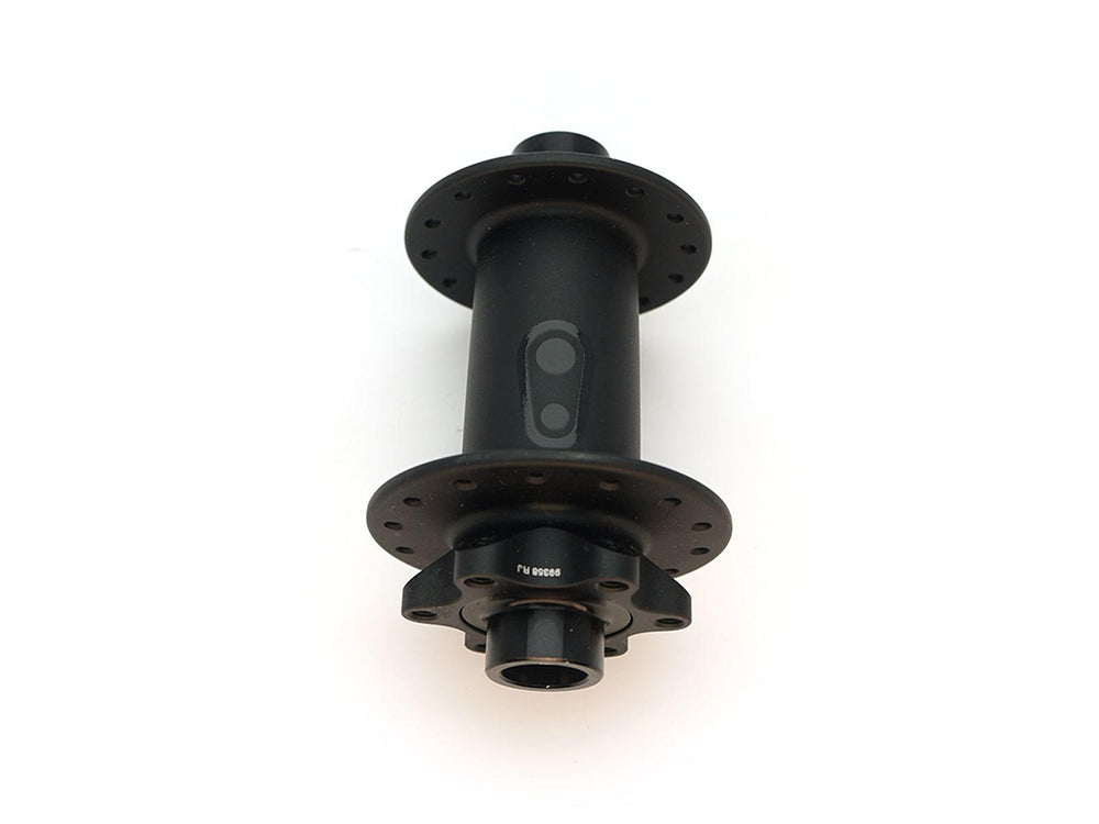 Crankbrothers Standard XC pedaler i sort med reflekterende detaljer, designet til mountainbikes og cykling på forskellige terræner.