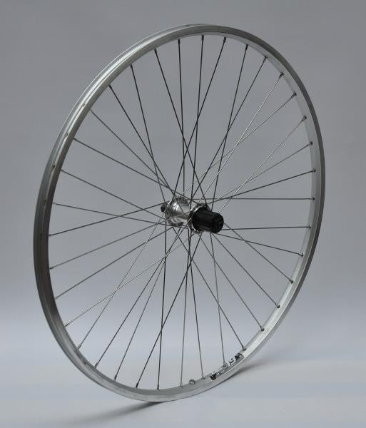 Baghjul 700C Race i sølv, designet til FLYER QR kassette, kompatibel med 8, 9 og 10 gear.