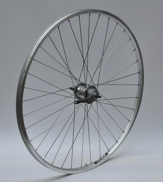 Baghjul 700C i sølv med Zac19-fælg og Nexus 3g fodbremse, ideelt til cykler.