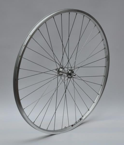 Forhjul 700C i sølv med Zac19/2000 møtrik, ideelt til cykler.