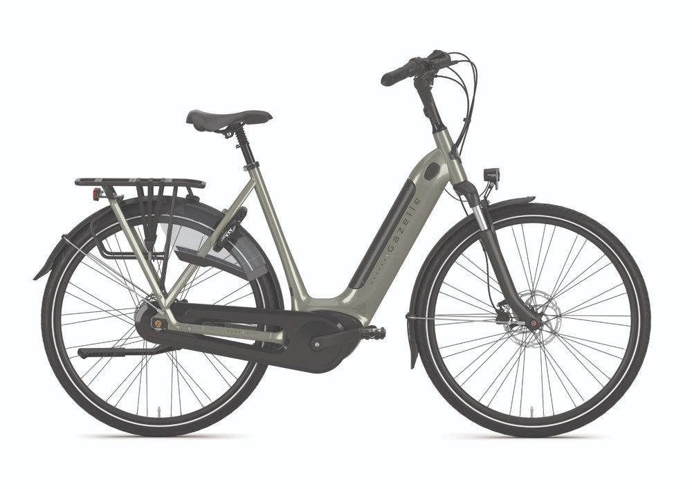 Cykel Gazelle Grenoble C7+ HMB i farven Clay Green, set fra siden, med fokus på stel og komponenter.