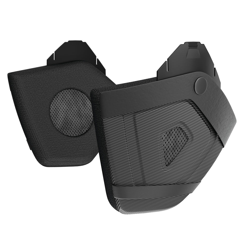 Sort earpads til Pedelec 2.0 hjelmen, der ligger på en hvid baggrund.