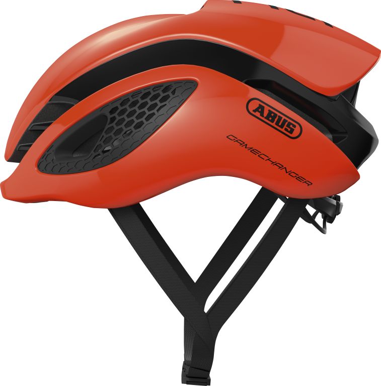Cykelhjelm Abus GameChanger i farven shrimp orange, med aerodynamisk design og ventilationsåbninger.