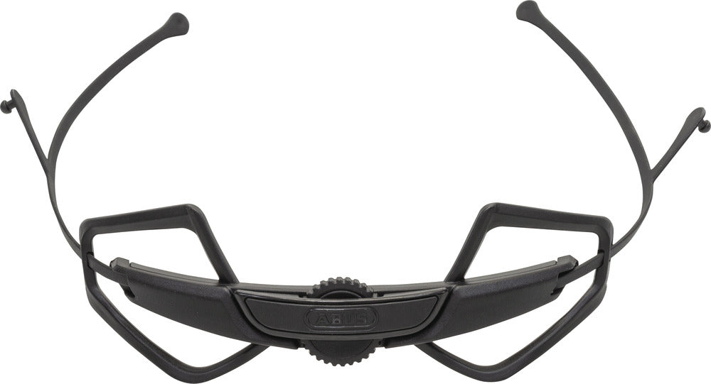 Cykelhjelm Zoom Ace Scraper 3.0 i sort med justerbar rem og ventilationshuller, set fra siden.